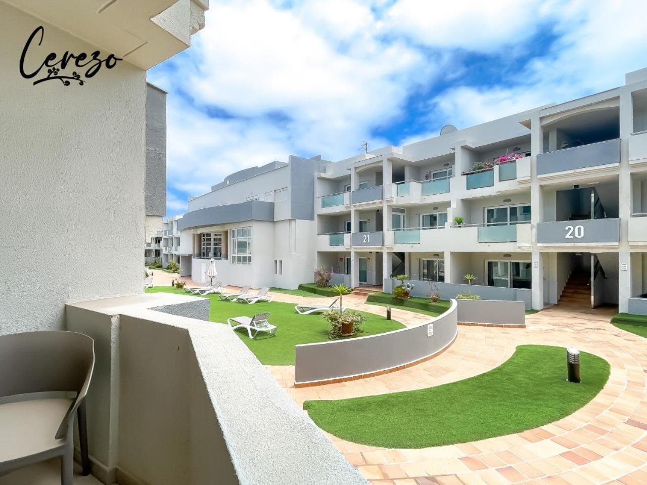 B-Rent Corralejo Sun Cerezo Pool Διαμέρισμα Εξωτερικό φωτογραφία